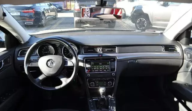 SKODA Superb 2.0 TDI (140 KM) DPF