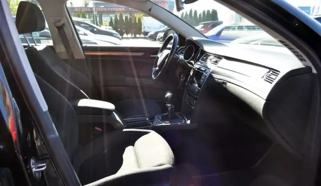 SKODA Superb 2.0 TDI (140 KM) DPF