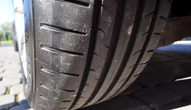 SKODA Superb 2.0 TDI (140 KM) DPF