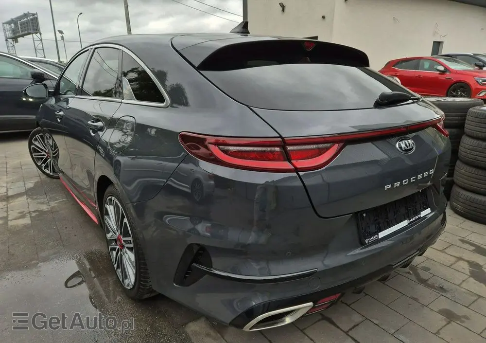 KIA ProCeed 1.6 T-GDI DCT7 OPF GT
