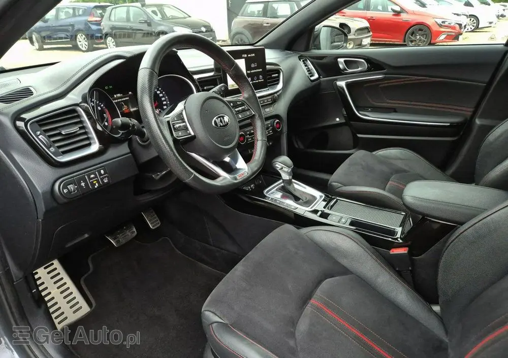 KIA ProCeed 1.6 T-GDI DCT7 OPF GT