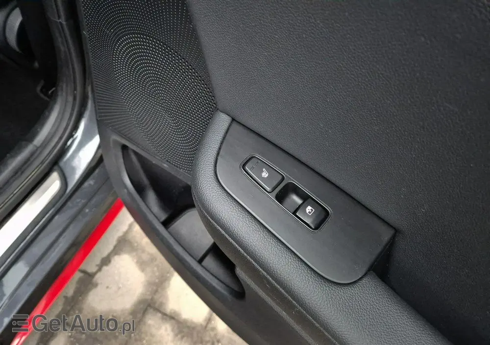 KIA ProCeed 1.6 T-GDI DCT7 OPF GT