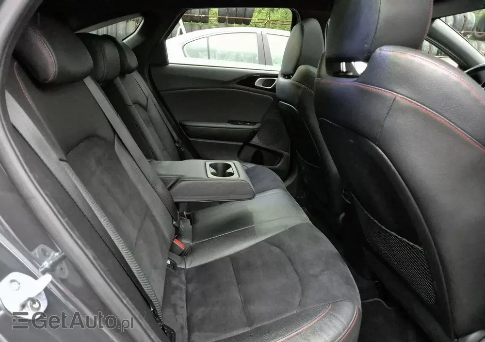 KIA ProCeed 1.6 T-GDI DCT7 OPF GT