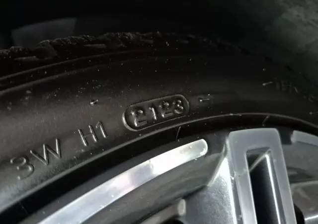 KIA ProCeed 1.6 T-GDI DCT7 OPF GT