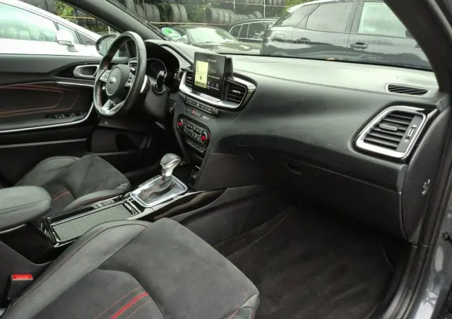 KIA ProCeed 1.6 T-GDI DCT7 OPF GT