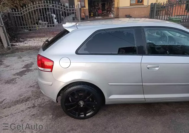 AUDI A3 1.6 Attraction