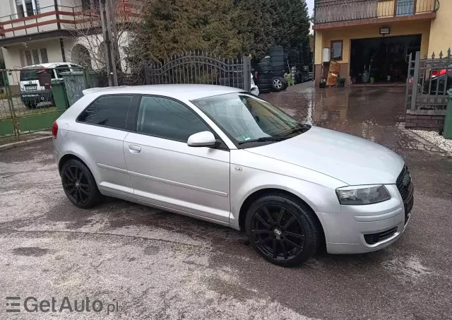 AUDI A3 1.6 Attraction