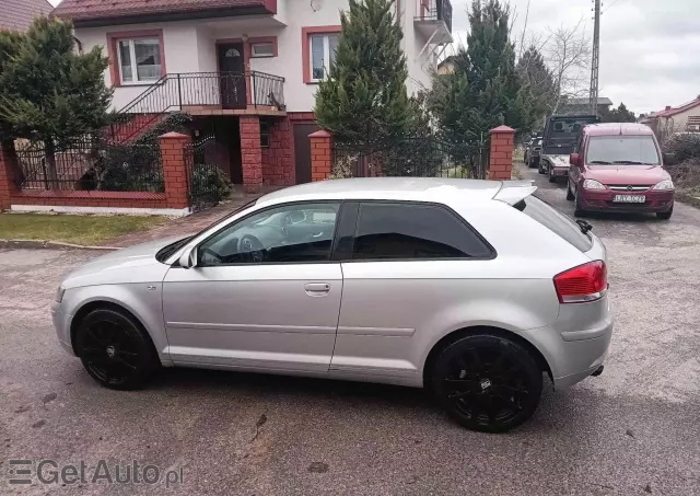 AUDI A3 1.6 Attraction