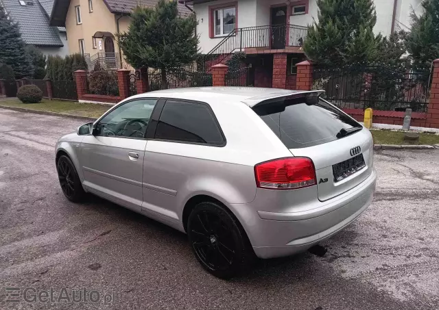 AUDI A3 1.6 Attraction