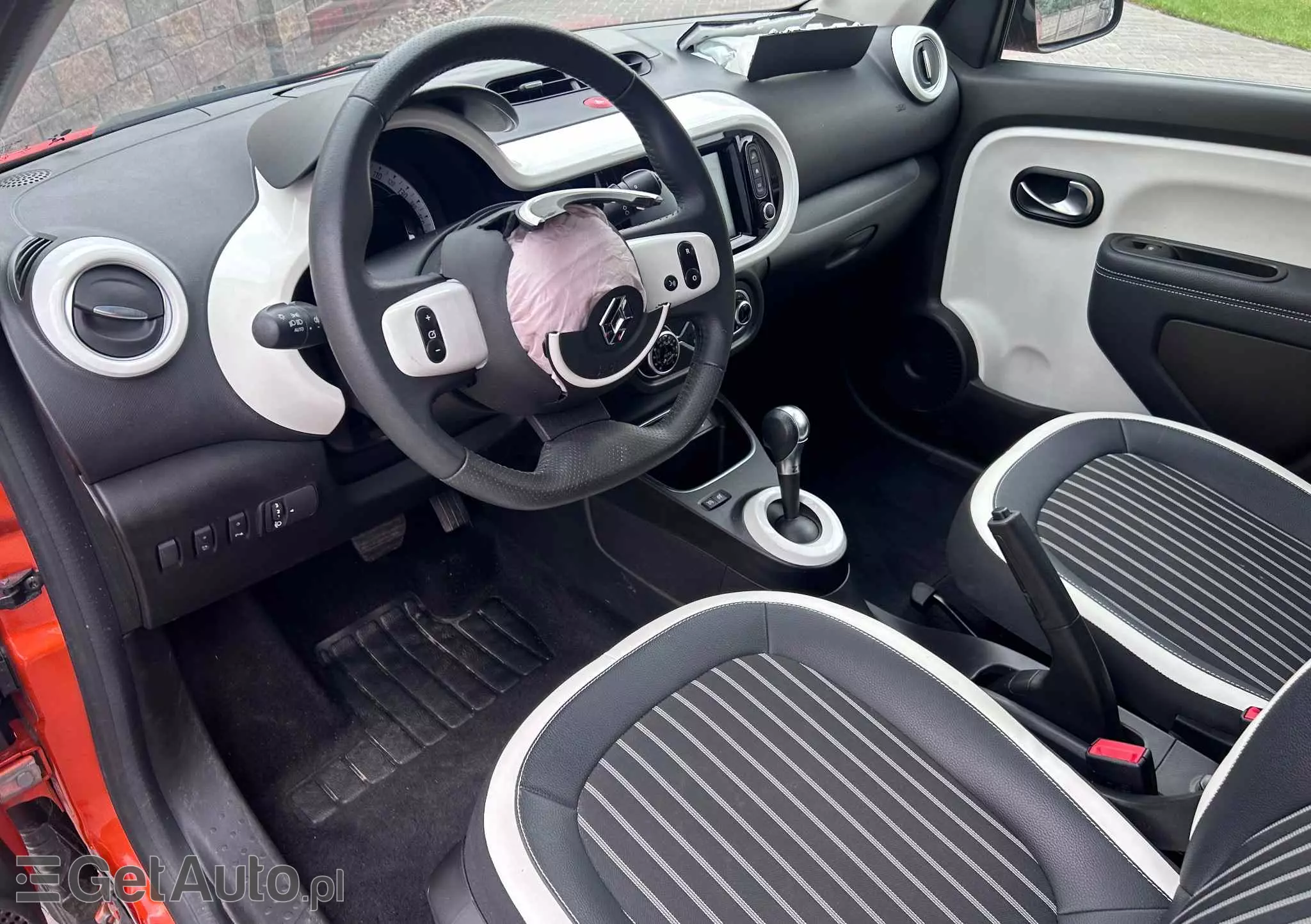 RENAULT Twingo Electric INTENS
