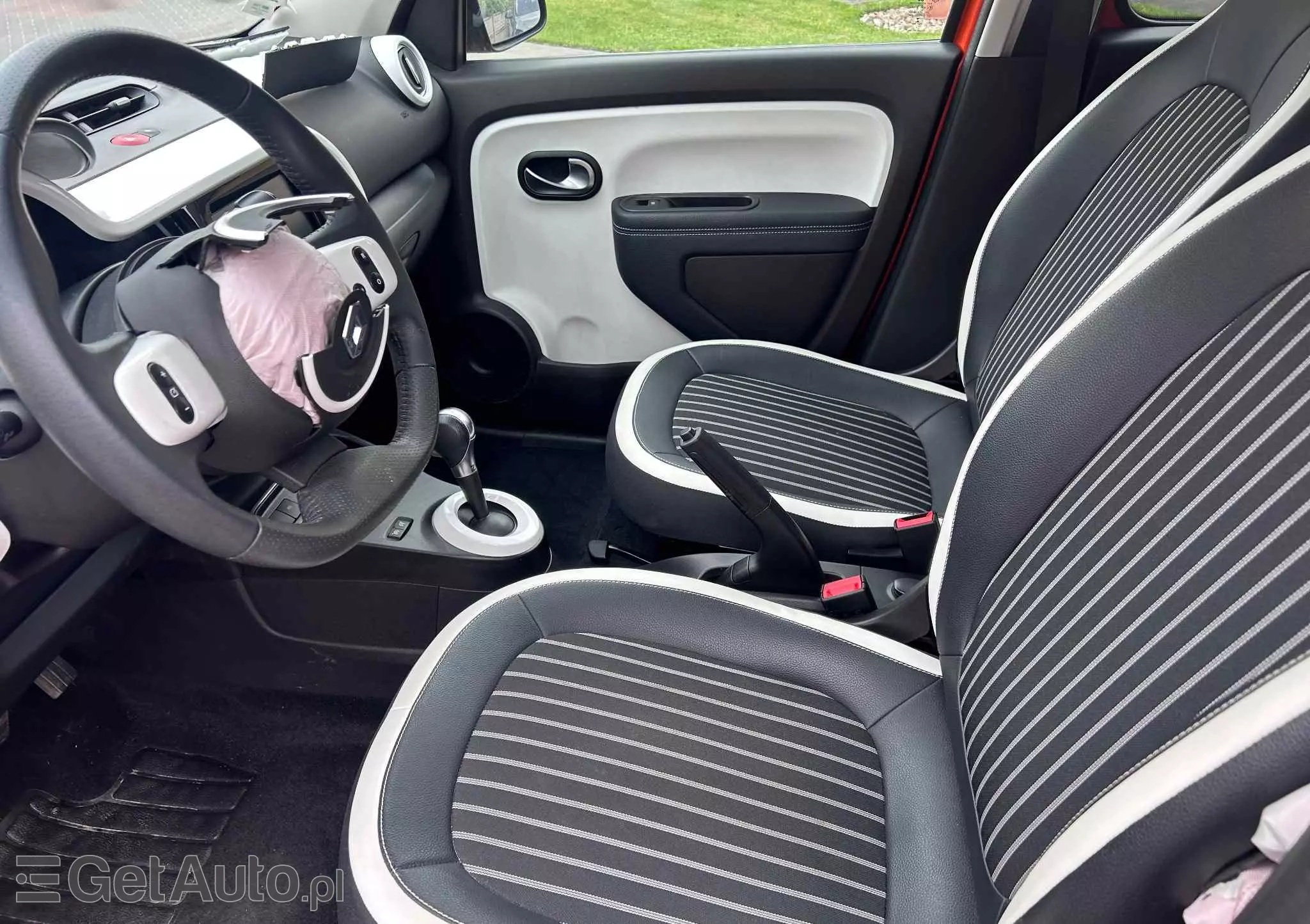 RENAULT Twingo Electric INTENS