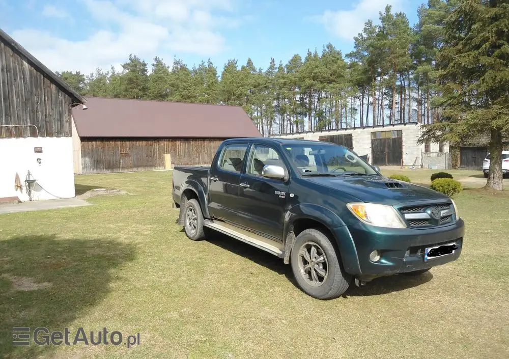 TOYOTA Hilux 2.5 D-4D DLX