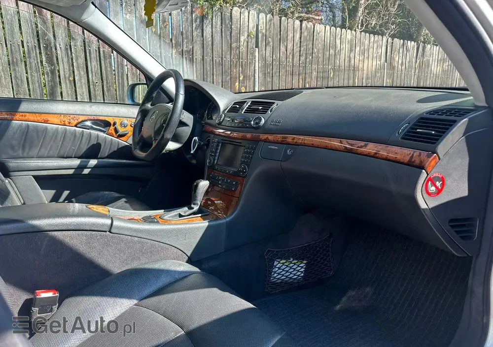 MERCEDES-BENZ Klasa E 