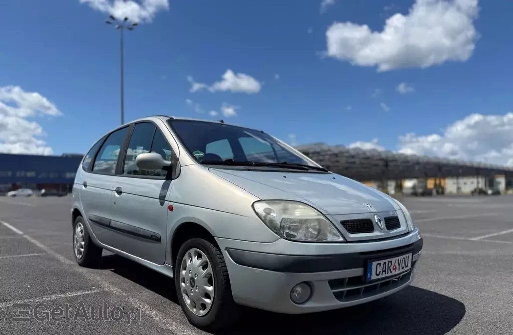 RENAULT Scenic 