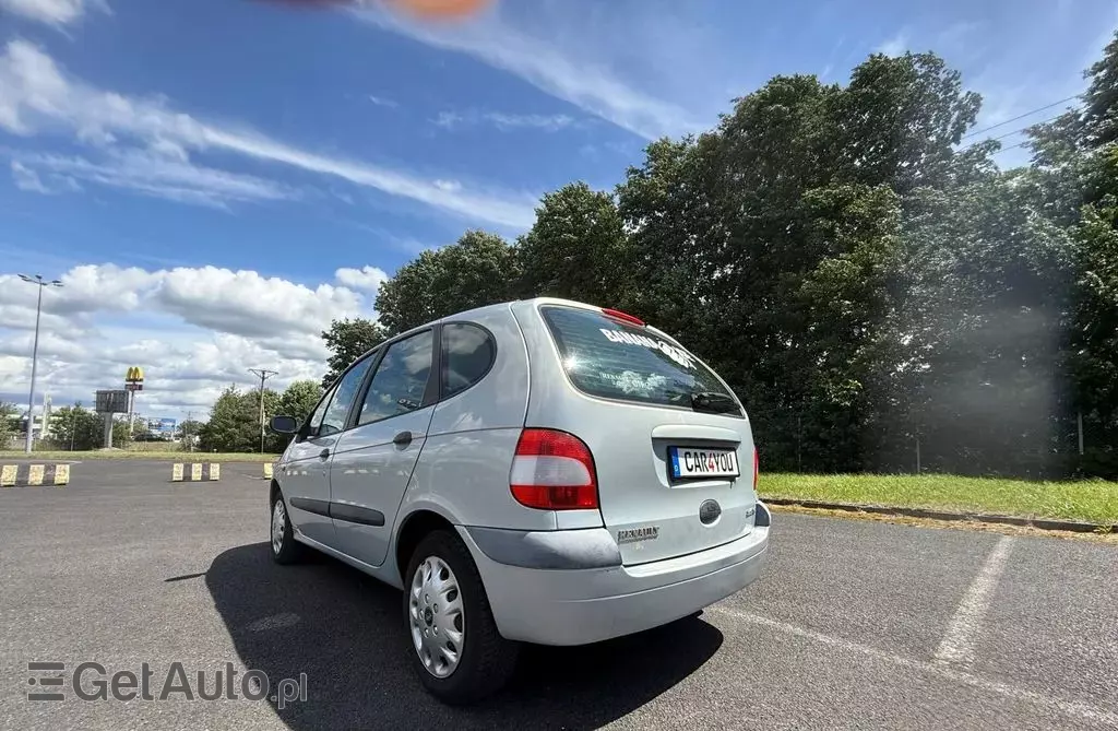 RENAULT Scenic 