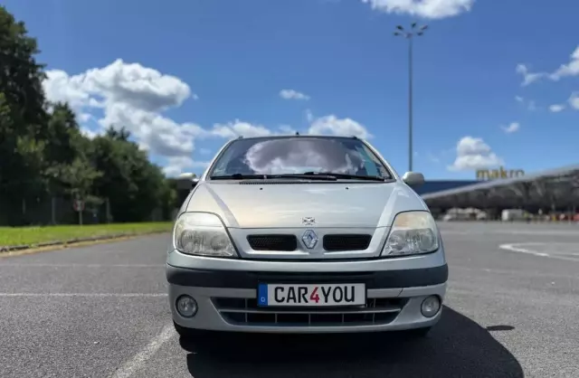 RENAULT Scenic 