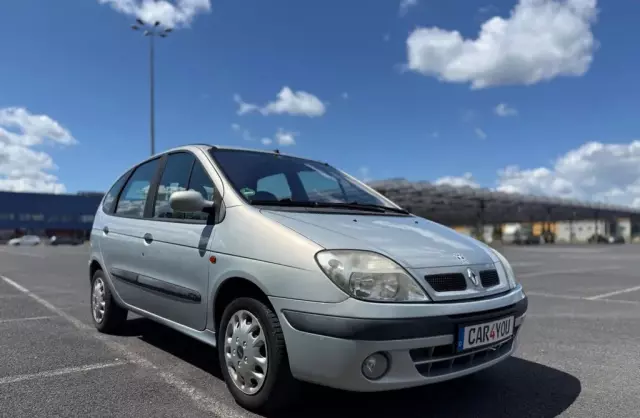 RENAULT Scenic 
