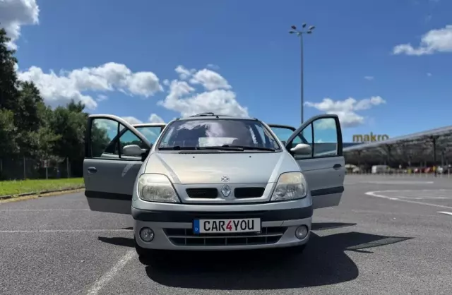 RENAULT Scenic 