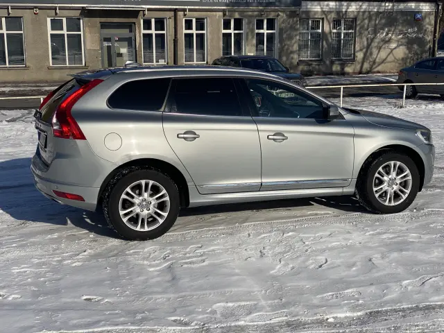 VOLVO XC 60 