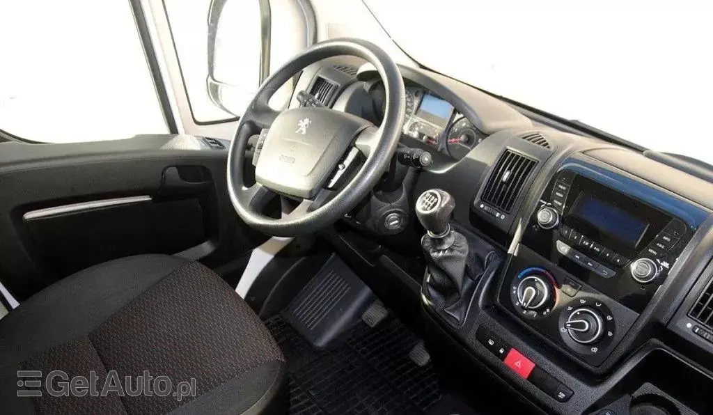 PEUGEOT Boxer 