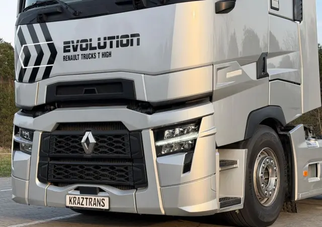 RENAULT T 480 renault z Niemiec HIGH FULL IPCJA CAŁY NA PODUSZKACH RETARDER 2023 