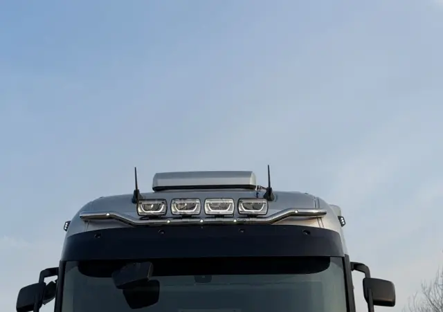 RENAULT T 480 renault z Niemiec HIGH FULL IPCJA CAŁY NA PODUSZKACH RETARDER 2023 