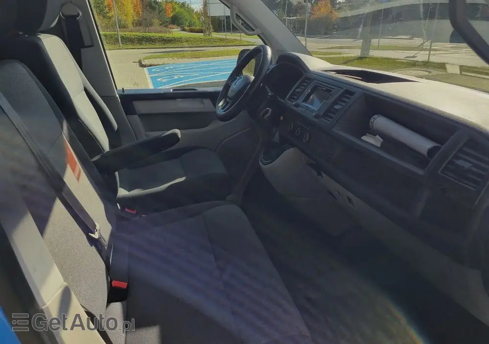 VOLKSWAGEN Transporter 