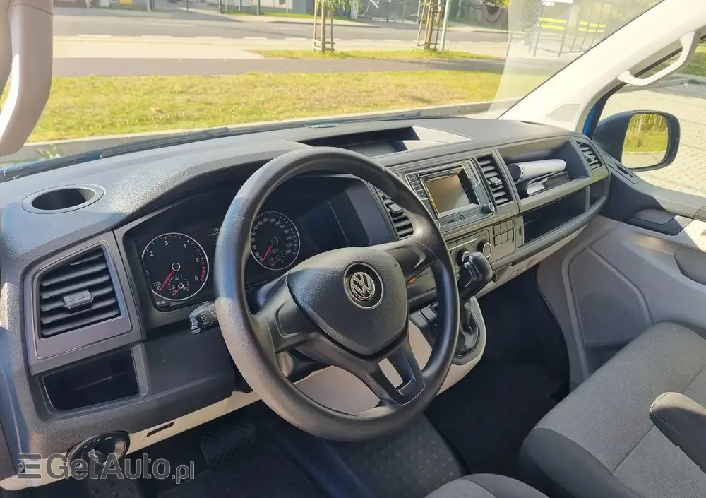 VOLKSWAGEN Transporter 