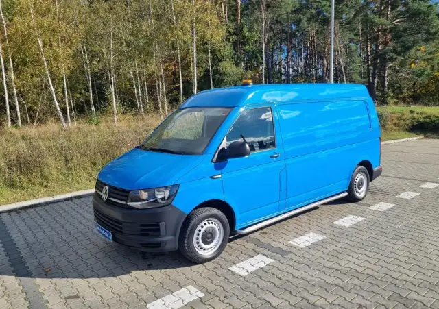 VOLKSWAGEN Transporter 