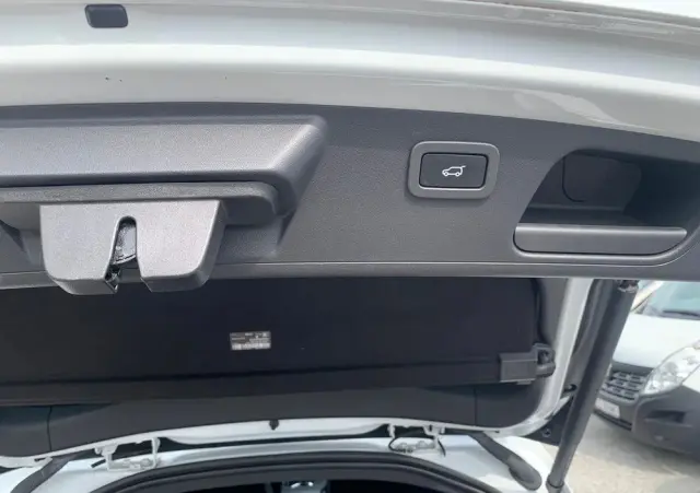 JAGUAR E-Pace D180 AWD R-Dynamic S