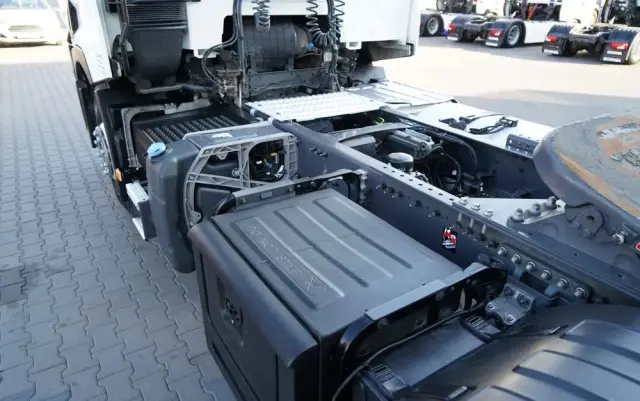 RENAULT T 440 / NISKA KABINA / ALUFELGI / SPROWADZONA / PO KONTRAKCIE SERWISOWYM 