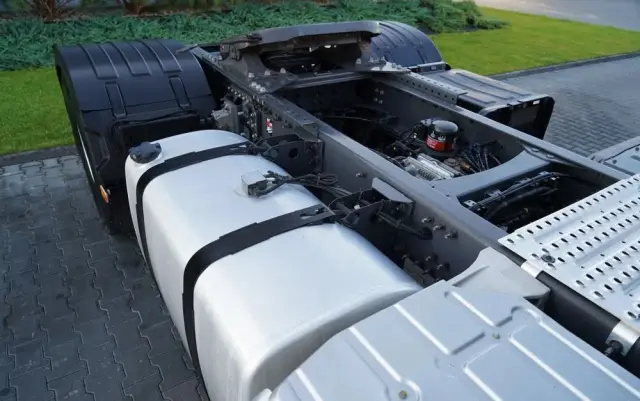 RENAULT T 440 / NISKA KABINA / ALUFELGI / SPROWADZONA / PO KONTRAKCIE SERWISOWYM 