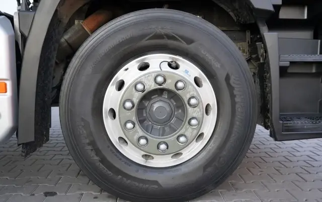 RENAULT T 440 / NISKA KABINA / ALUFELGI / SPROWADZONA / PO KONTRAKCIE SERWISOWYM 