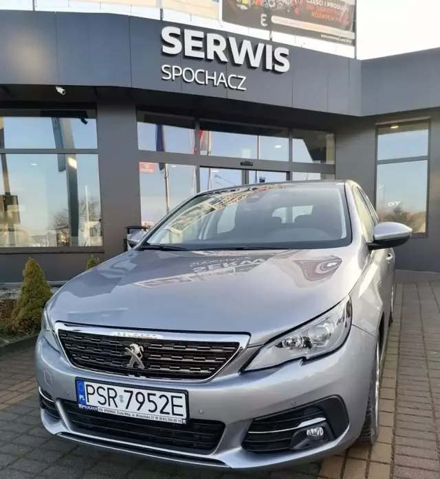 PEUGEOT 308 