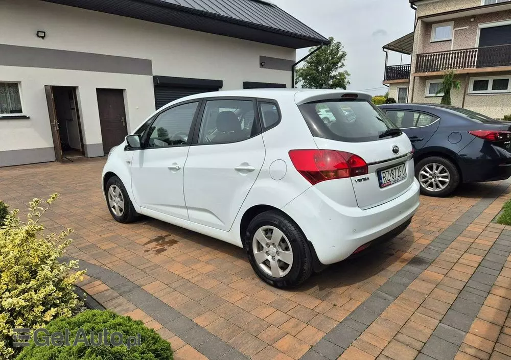 KIA Venga 1.4 CVVT Dream Team Edition