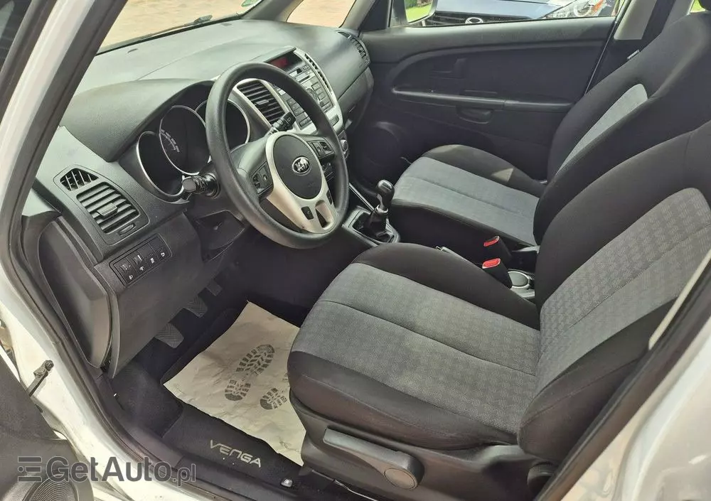 KIA Venga 1.4 CVVT Dream Team Edition