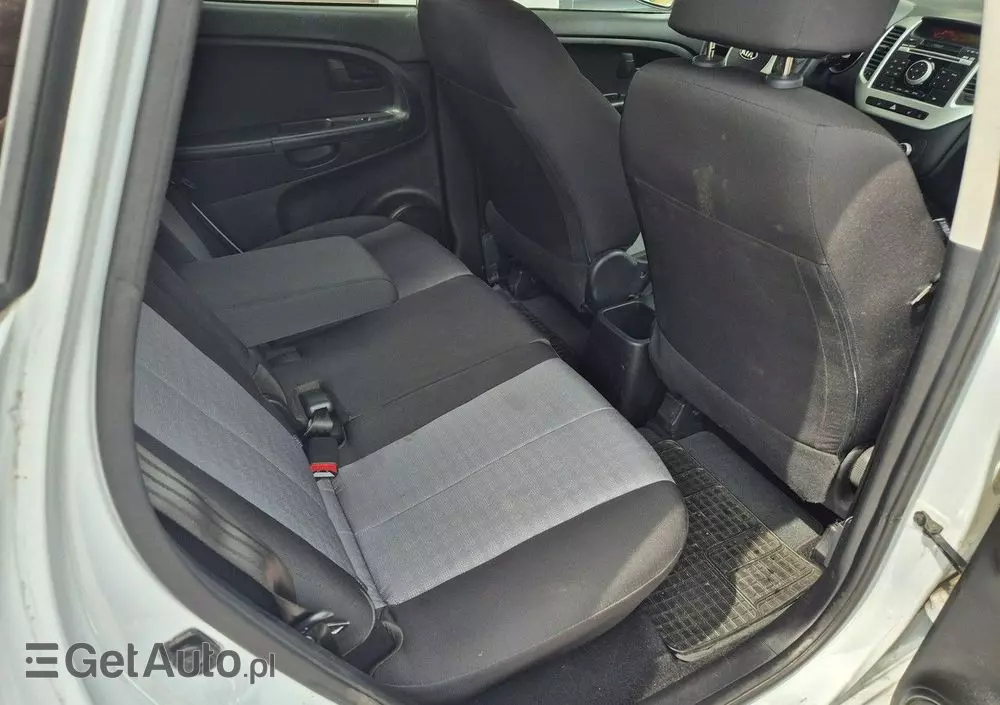 KIA Venga 1.4 CVVT Dream Team Edition