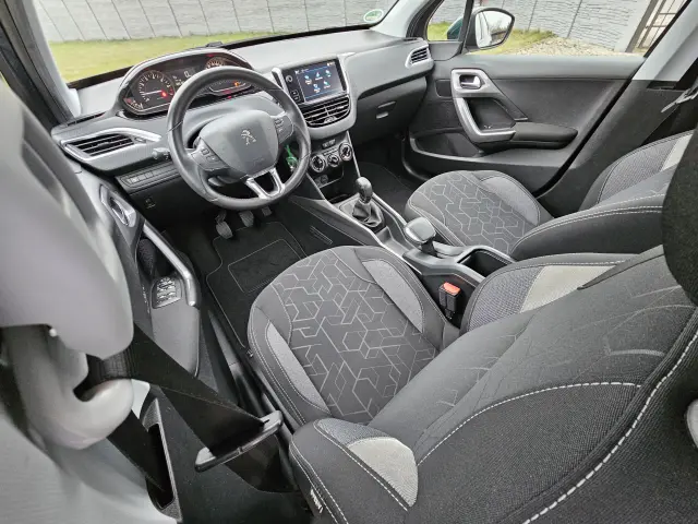 PEUGEOT 2008 Active S&S