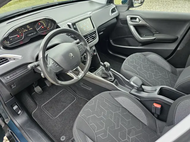 PEUGEOT 2008 Active S&S