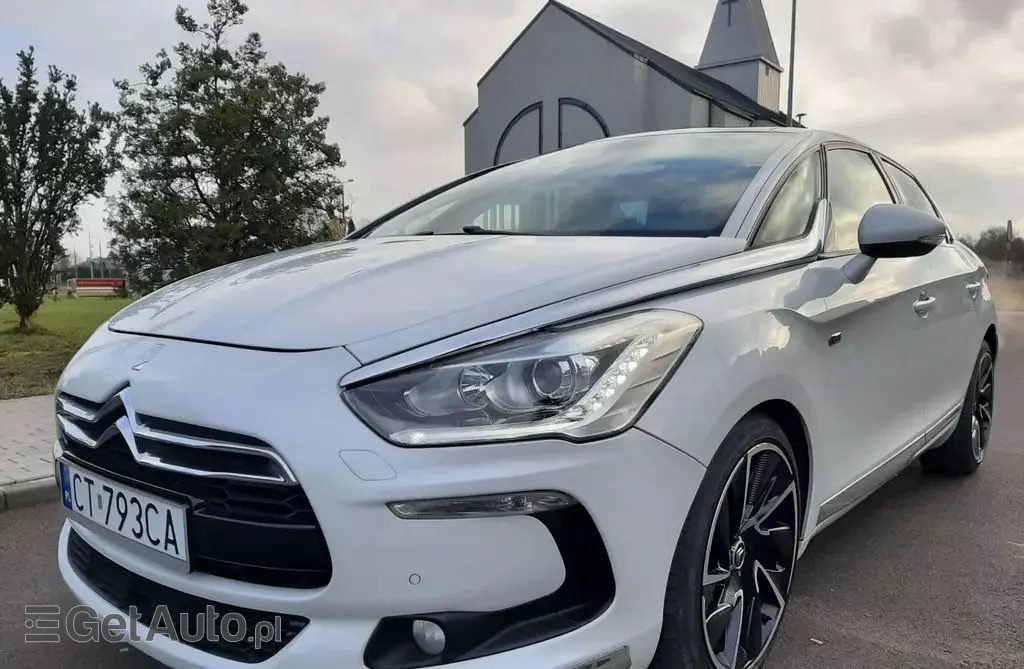 CITROEN DS5 