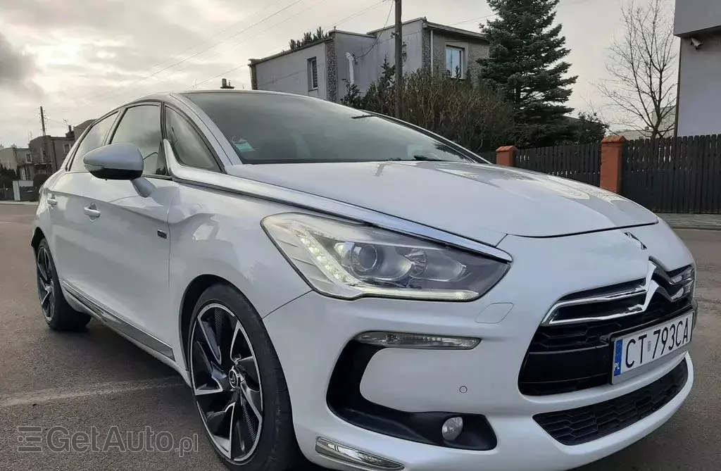 CITROEN DS5 