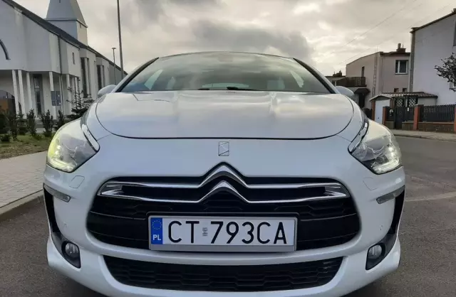 CITROEN DS5 