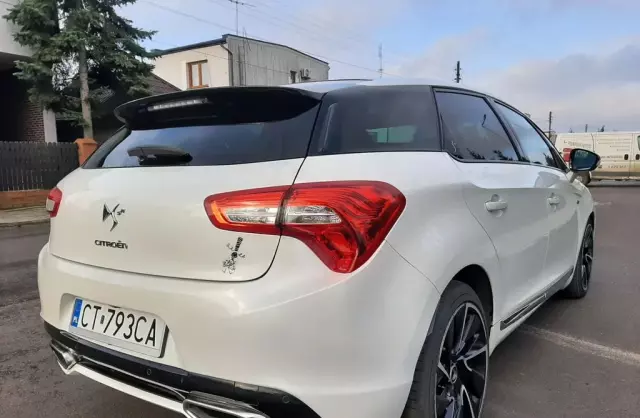 CITROEN DS5 