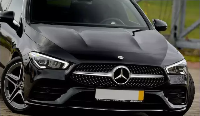 MERCEDES-BENZ Cla 