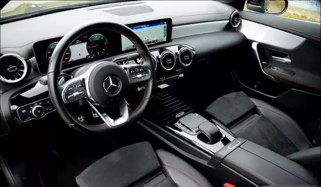 MERCEDES-BENZ Cla 