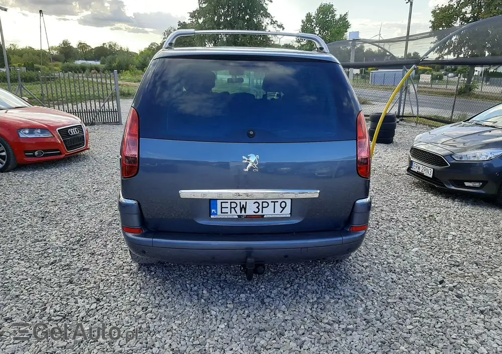 PEUGEOT 807 140 Premium