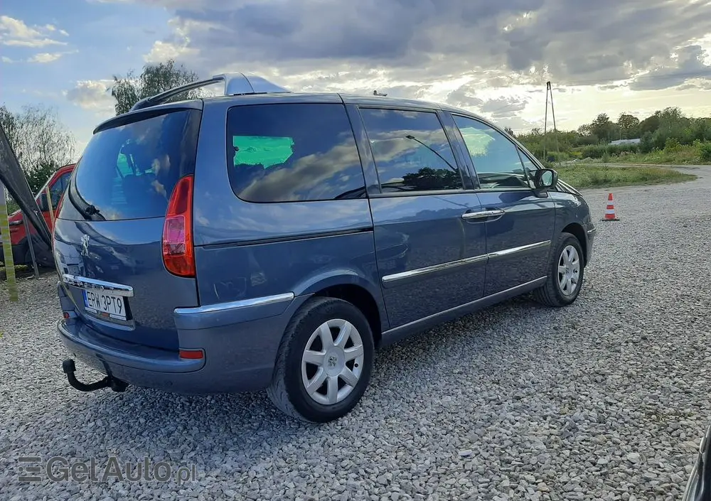 PEUGEOT 807 140 Premium