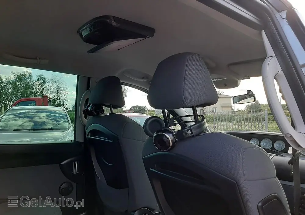 PEUGEOT 807 140 Premium