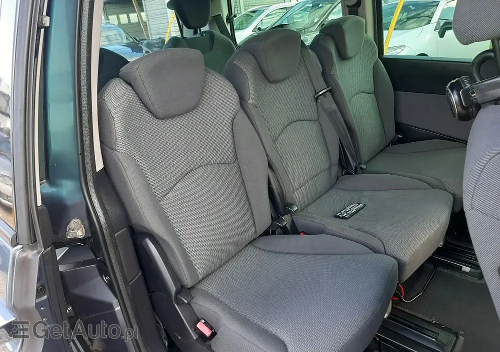 PEUGEOT 807 140 Premium