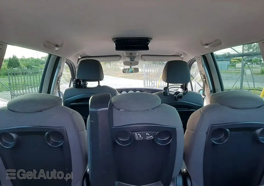 PEUGEOT 807 140 Premium